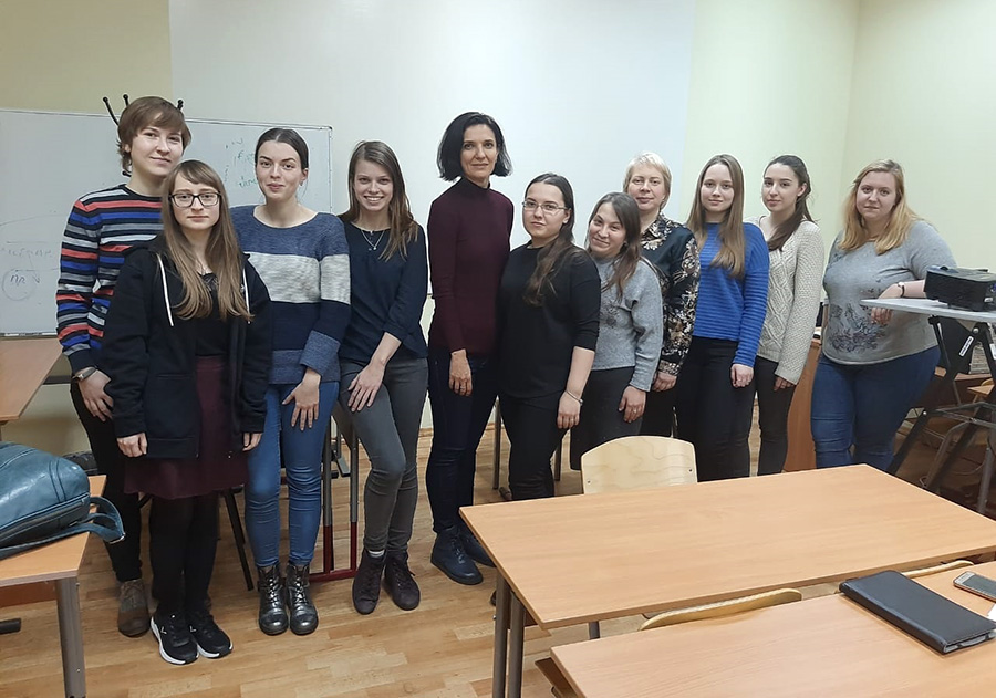 Ю.М.Эрц провела семинар для магистрантов 2 курса 